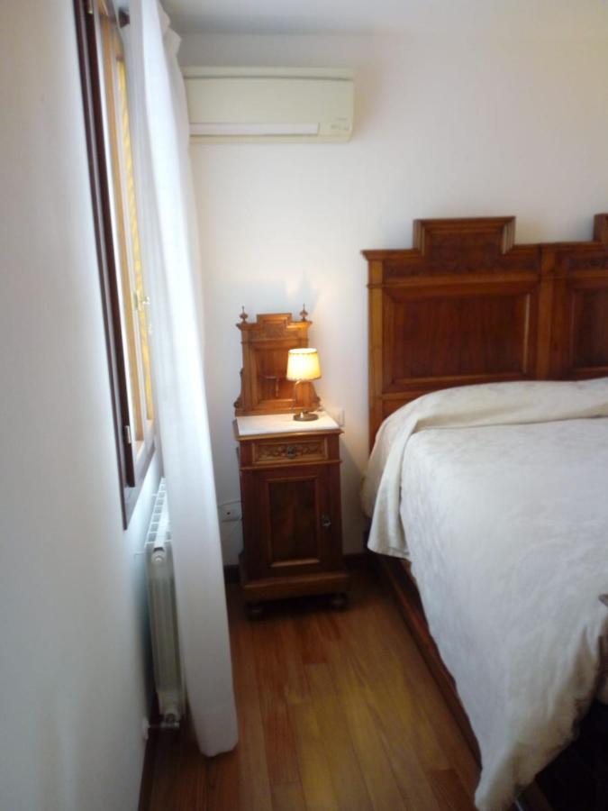 La Mansarda Apartment เวนิส ภายนอก รูปภาพ