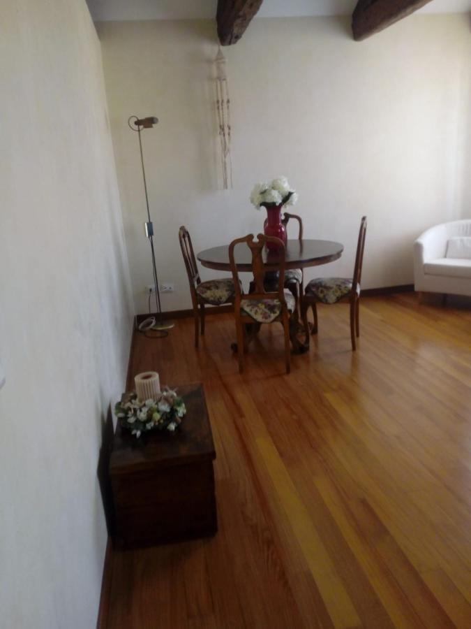 La Mansarda Apartment เวนิส ภายนอก รูปภาพ